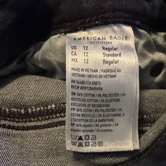 American Eagle Outfitters Dark Blue Flare Jeans - Picture 4 of 4